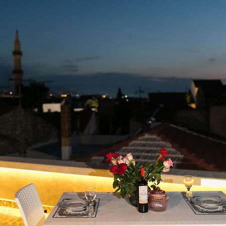 Jacuzzi Suite In The Heart Of Oldtown Ретимно Екстериор снимка