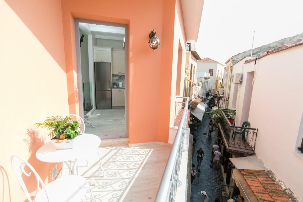 Jacuzzi Suite In The Heart Of Oldtown Ретимно Екстериор снимка