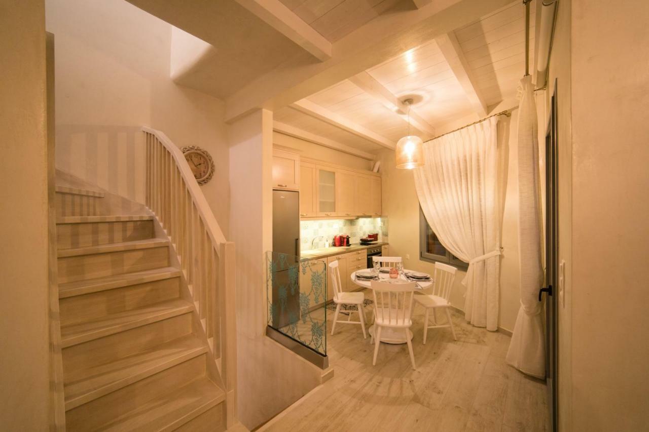 Jacuzzi Suite In The Heart Of Oldtown Ретимно Екстериор снимка